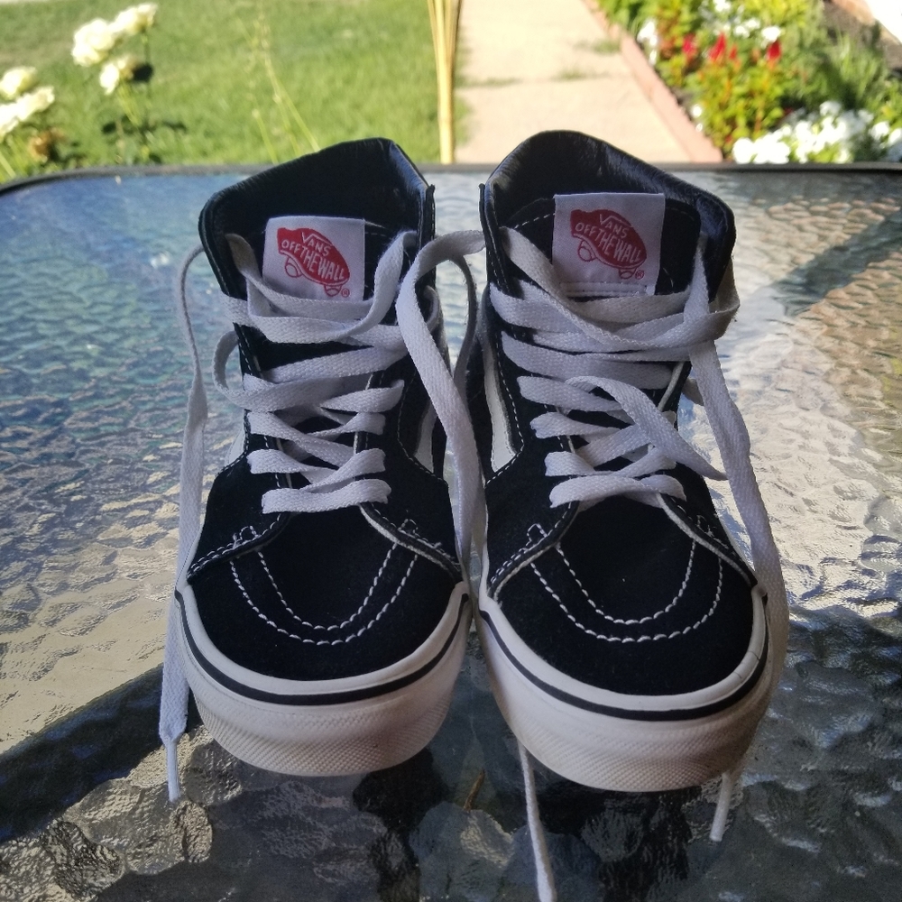Size 2 Van's BW sneakers